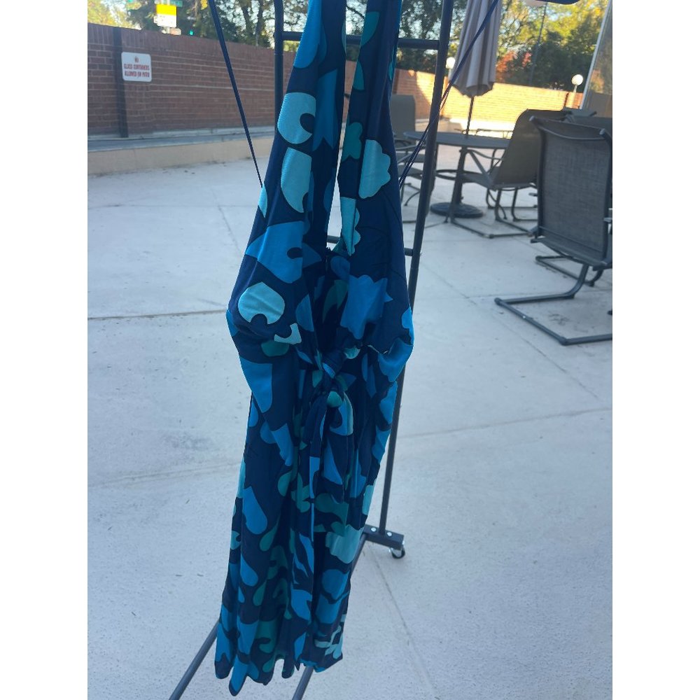 NWT Issa London Silk Halter Dress 100% Silk Size 6